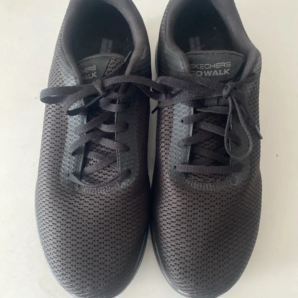 Skechers Sneakers Womens Size 9.5 Go Walk Joy Goga Max Gen 5 Black Mesh Low Top
